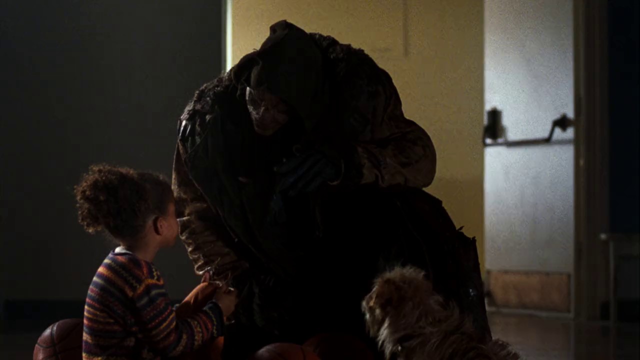 Spawn (1997) DC BluRay Hindi + English 720p x264 AVC HE-AACv2 2.0 ESub.mkv.0002